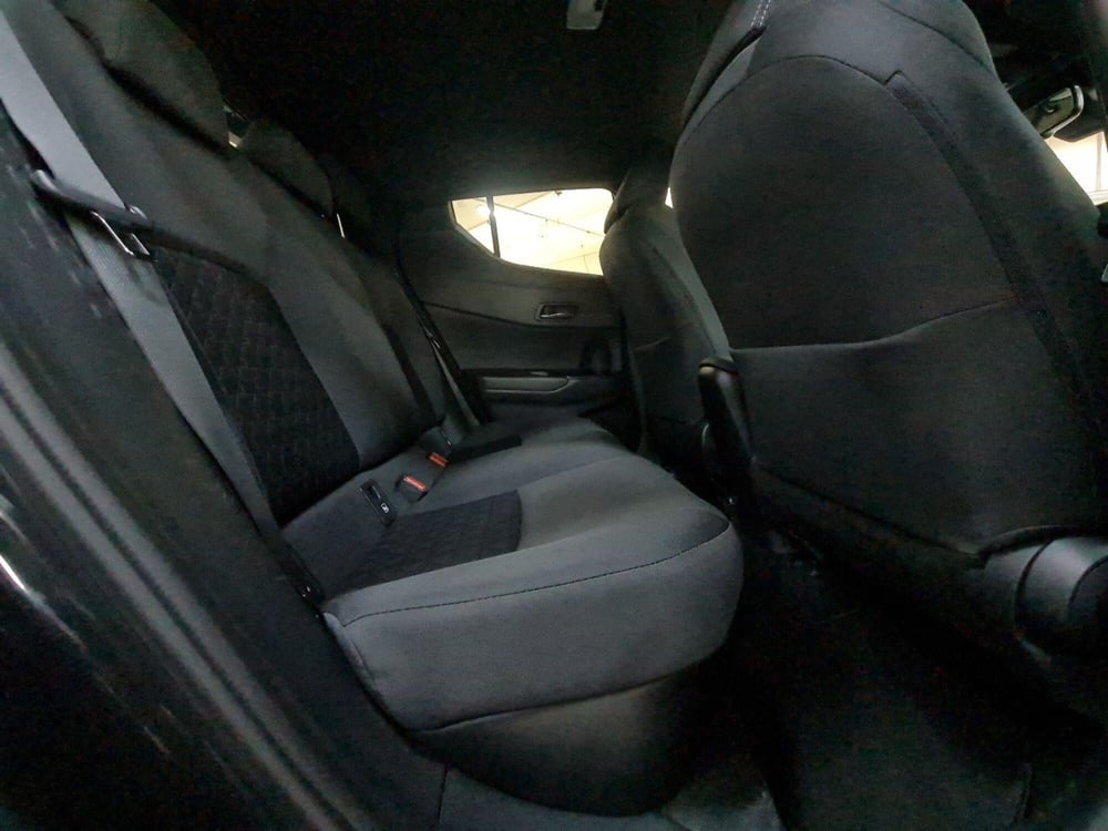 Toyota Toyota C-HR usata a Bologna (11)