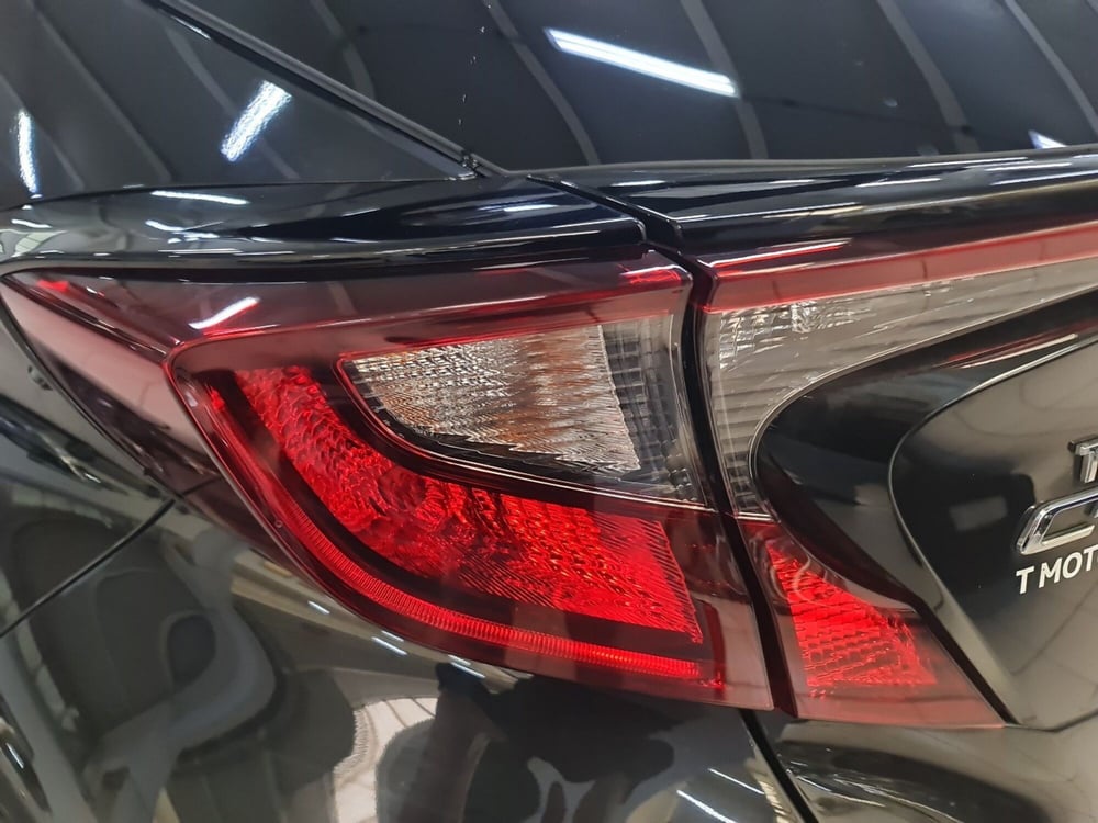 Toyota Toyota C-HR usata a Bologna (18)