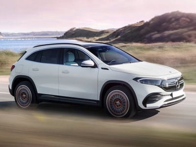 Mercedes-Benz EQA 300 Progressive 4matic nuova a Pisa