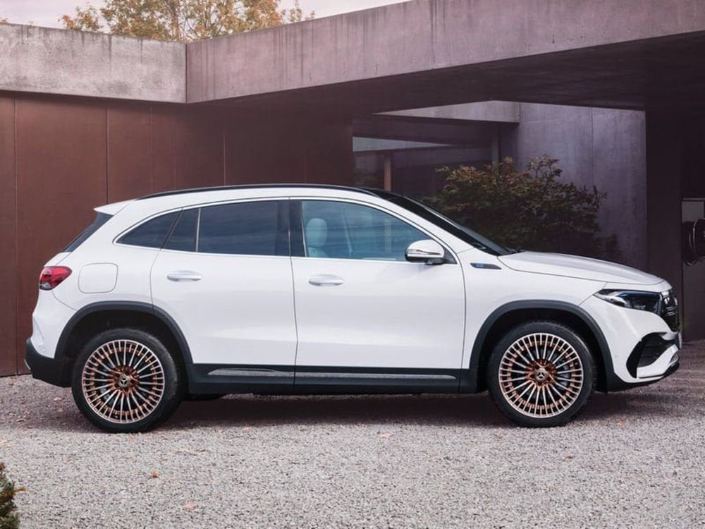 Mercedes-Benz EQA nuova a Pisa (8)