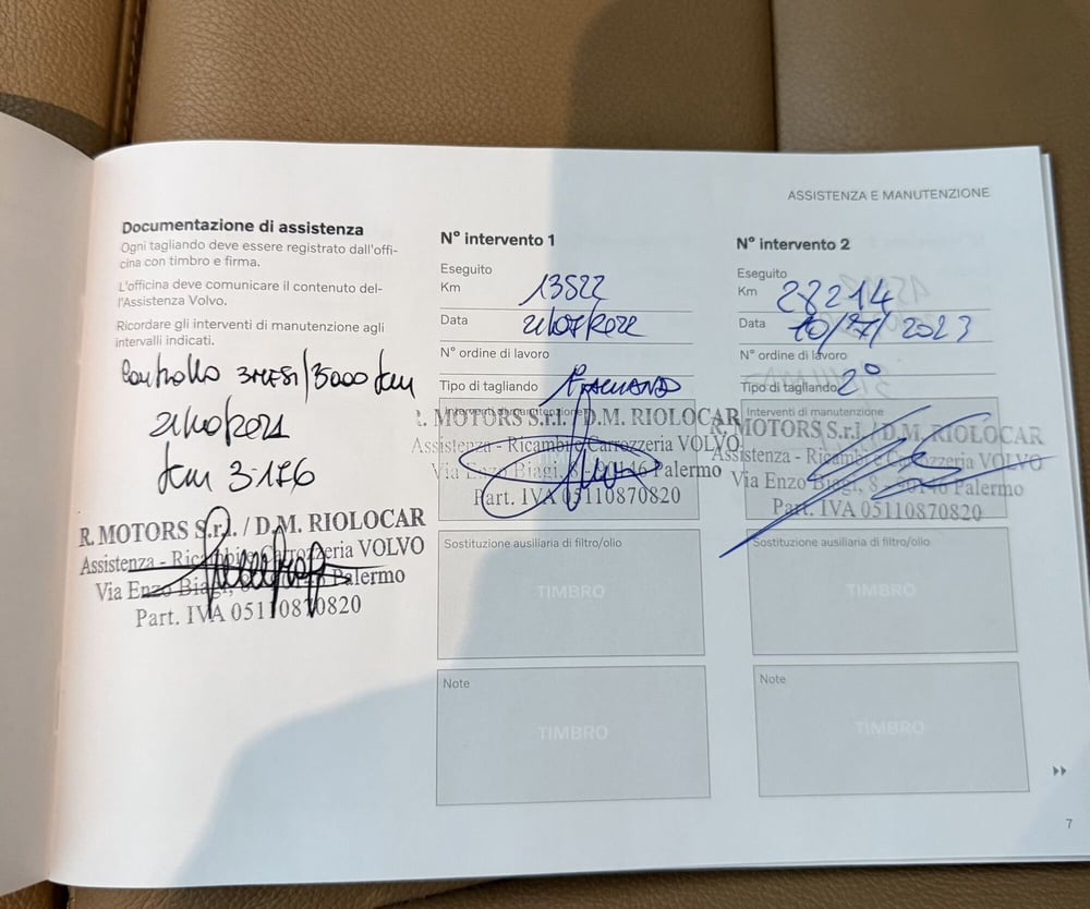 Volvo XC40 usata a Parma (16)