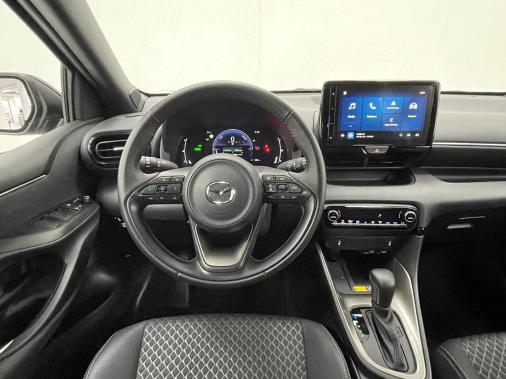 Mazda Mazda2 Hybrid usata a Como (10)