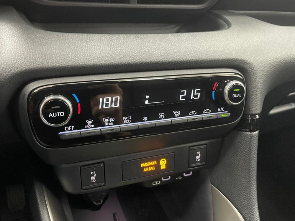 Mazda Mazda2 Hybrid usata a Como (18)