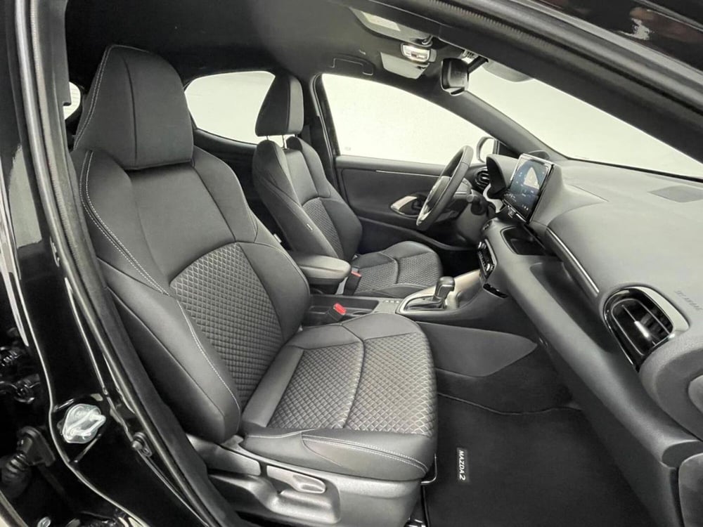 Mazda Mazda2 Hybrid usata a Como (3)
