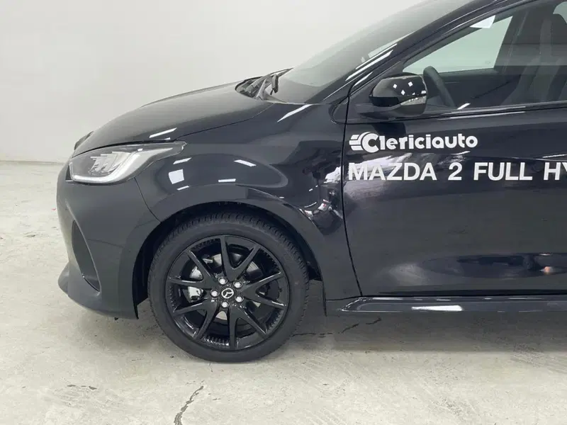 Mazda Mazda2 Hybrid usata a Como (9)