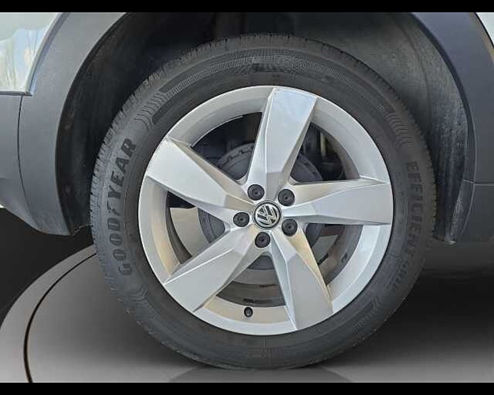 Volkswagen T-Cross usata a Roma (12)