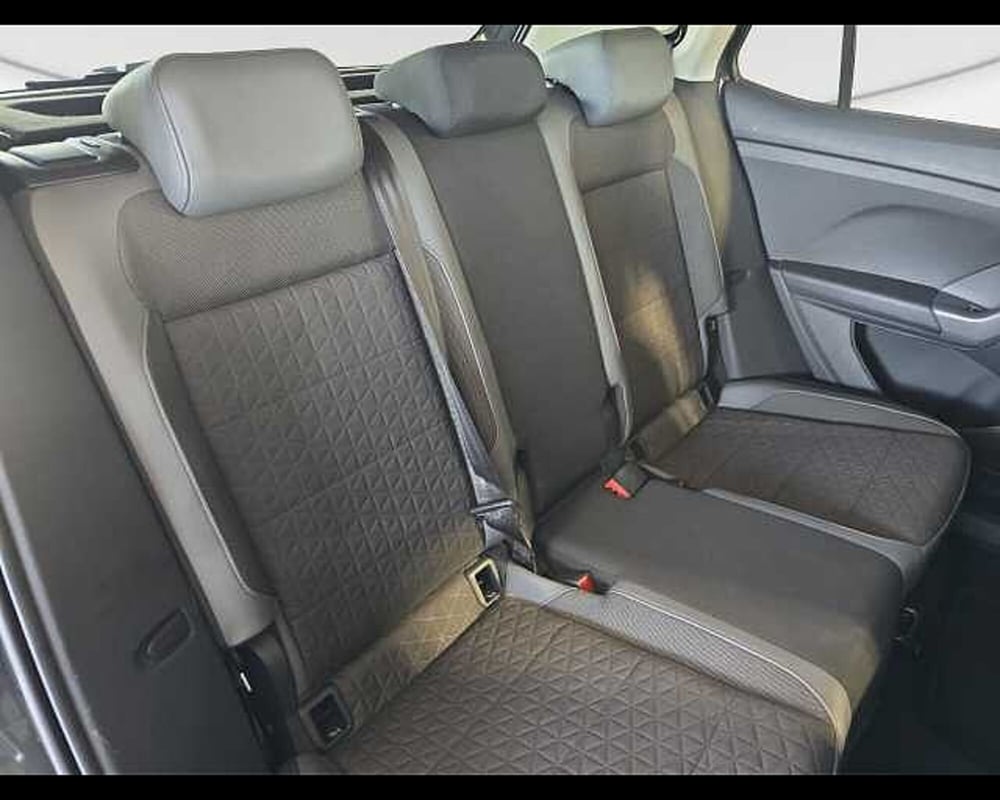 Volkswagen T-Cross usata a Roma (9)