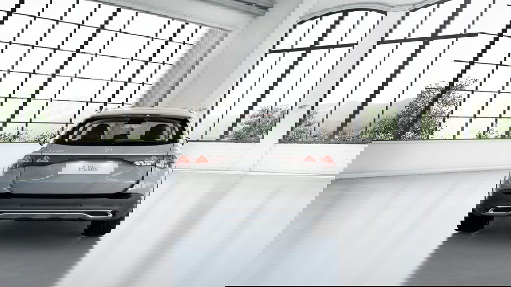 Mercedes-Benz Classe E Station Wagon nuova a Chieti (5)