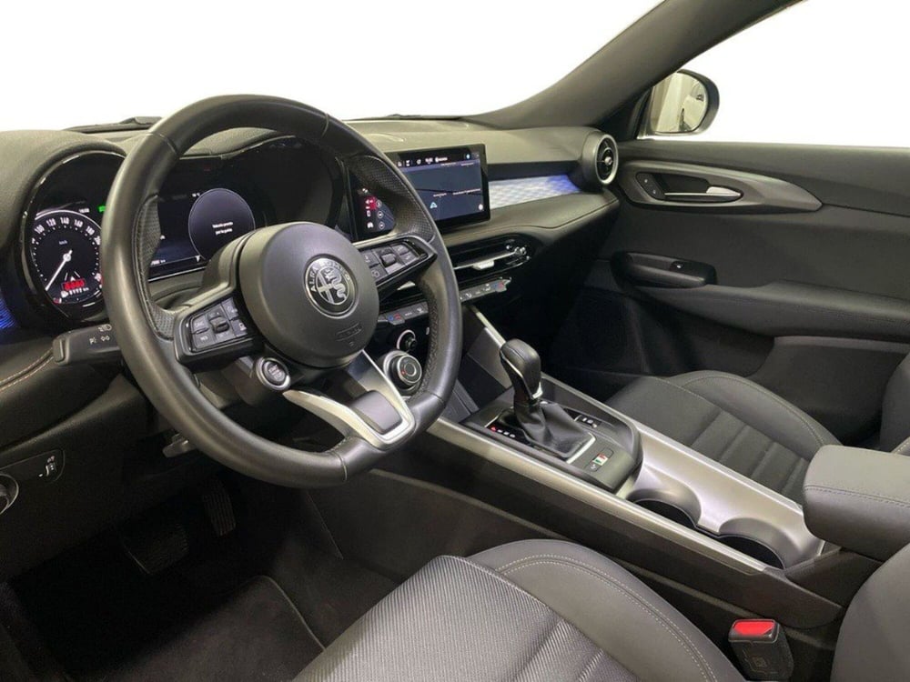 Alfa Romeo Tonale usata a Macerata (16)