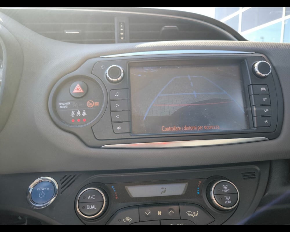 Toyota Yaris usata a Siena (11)