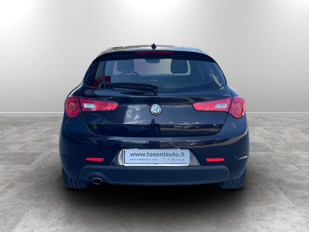 Alfa Romeo Giulietta usata a Siena (3)