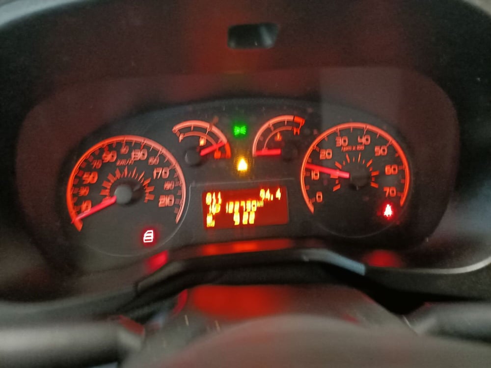 Fiat QUBO usata a Torino (16)