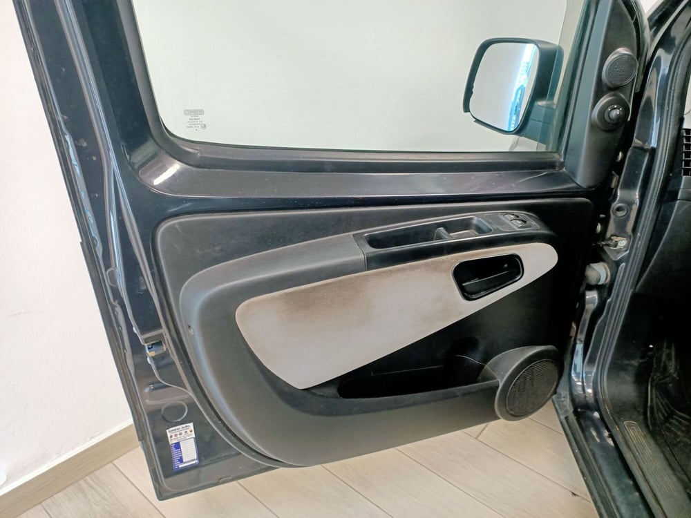 Fiat QUBO usata a Torino (9)