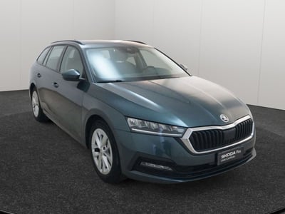 Skoda Octavia Station Wagon 2.0 tdi Executive 150cv dsg del 2021 usata a Torino