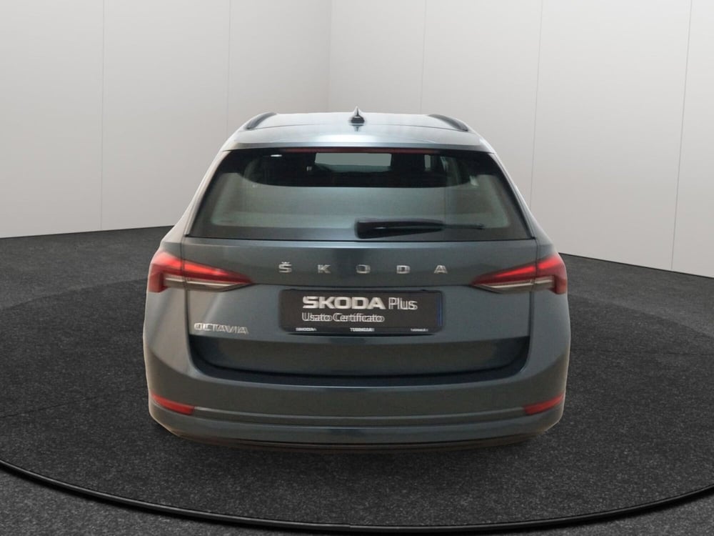 Skoda Octavia Station Wagon usata a Torino (4)