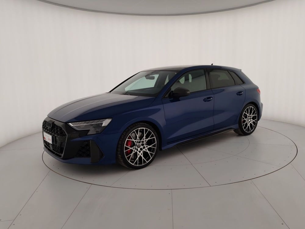 Audi A3 Sportback nuova a Massa-Carrara