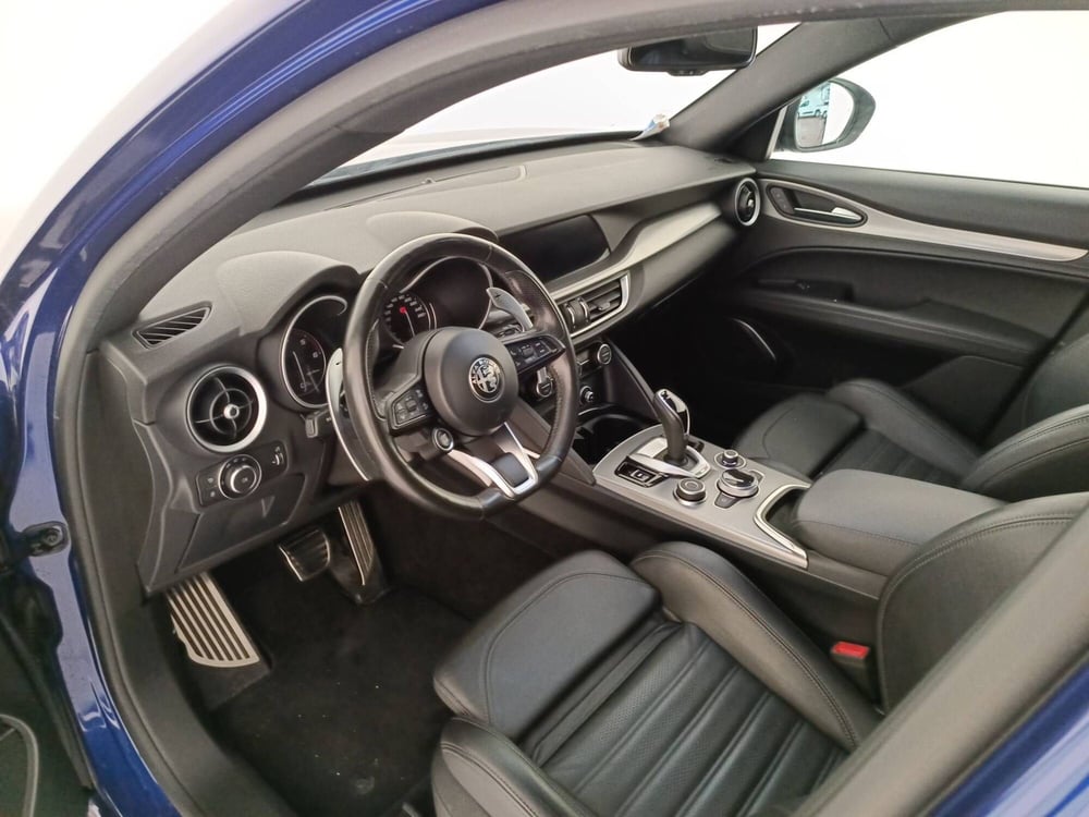Alfa Romeo Stelvio usata a Treviso (10)