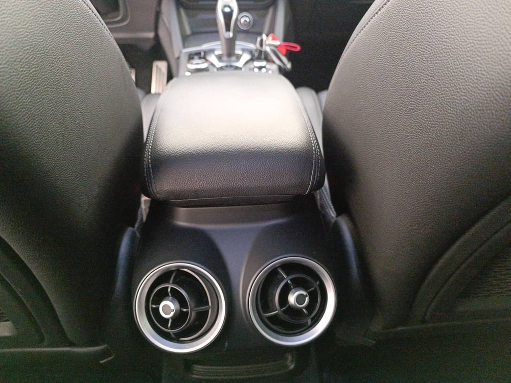 Alfa Romeo Stelvio usata a Treviso (20)