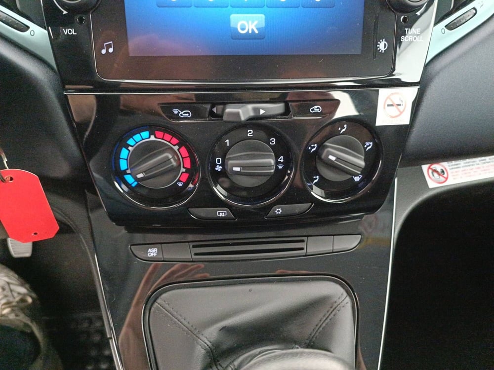 Lancia Ypsilon usata a Treviso (17)