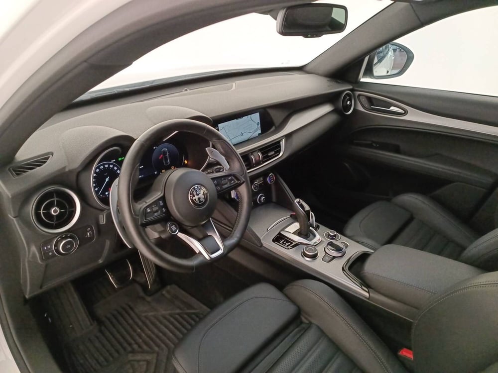 Alfa Romeo Stelvio usata a Treviso (10)