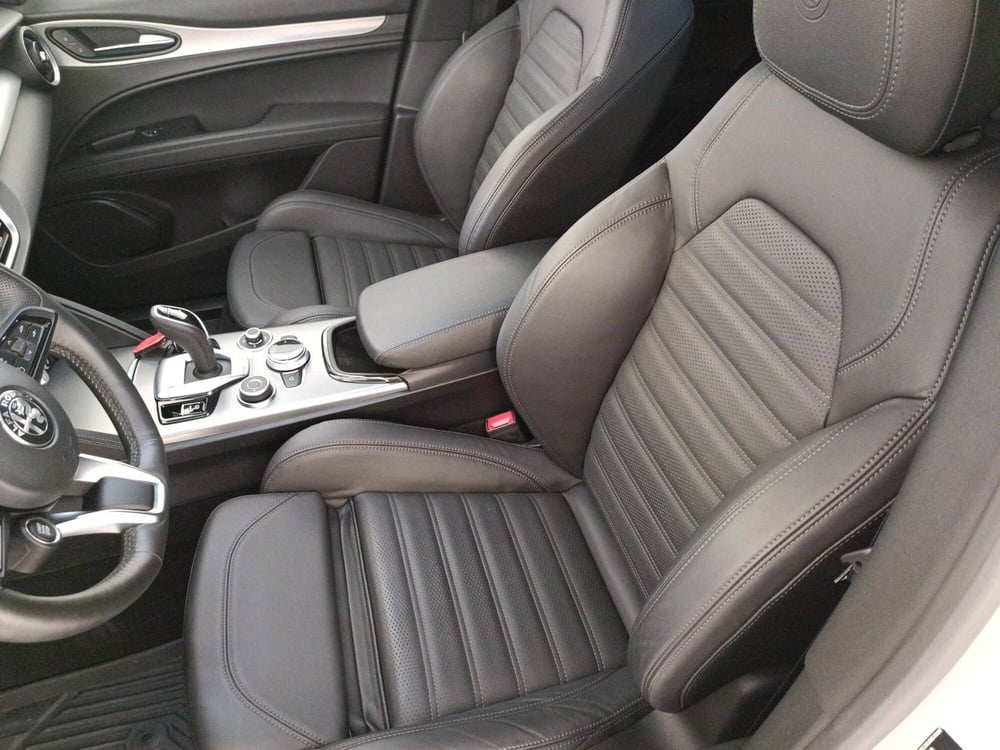 Alfa Romeo Stelvio usata a Treviso (11)