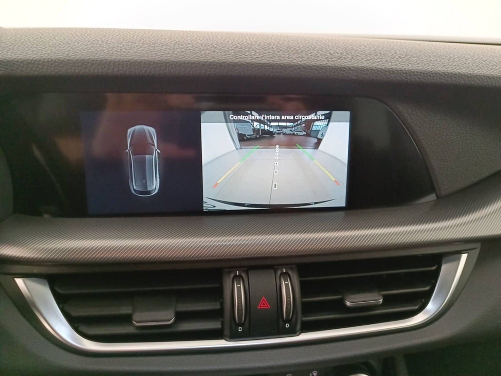 Alfa Romeo Stelvio usata a Treviso (16)