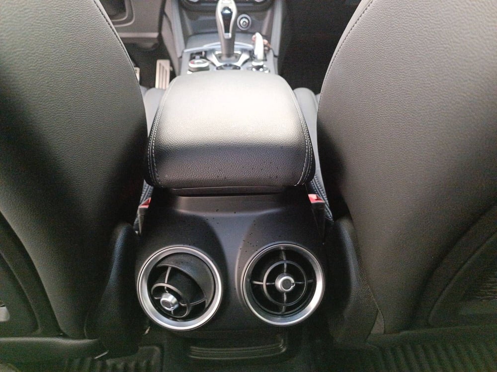 Alfa Romeo Stelvio usata a Treviso (20)