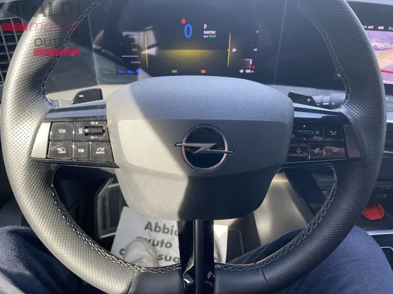 Opel Astra usata a Modena (17)