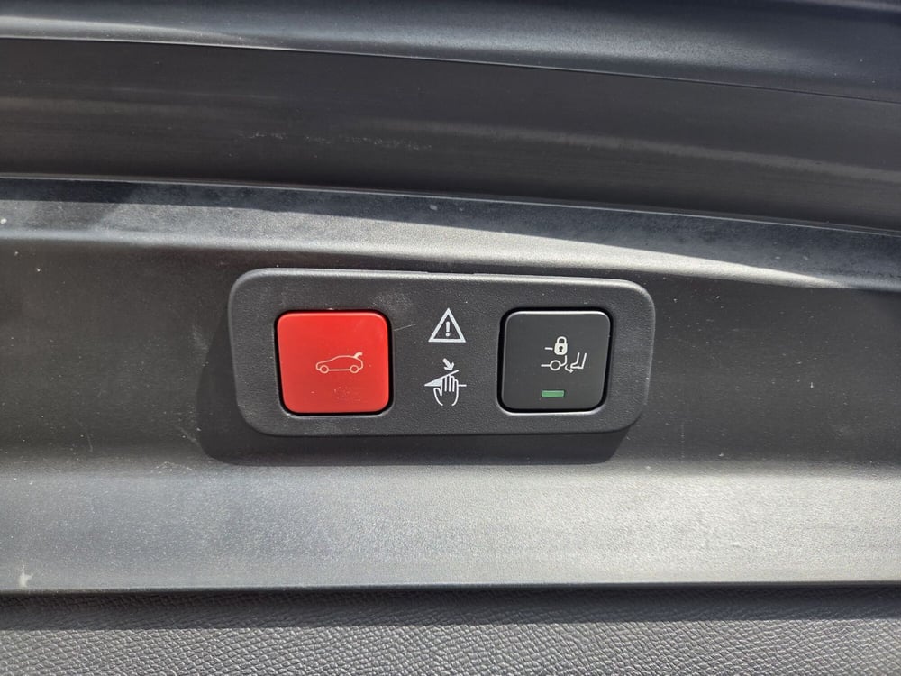 Peugeot 5008 usata a Cremona (19)