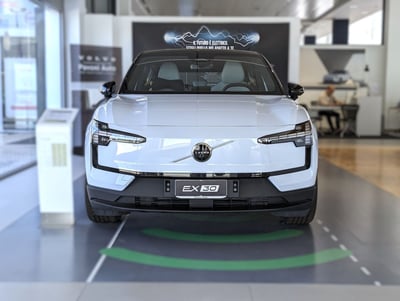Volvo EX30 Twin Motor Performance Ultra awd nuova a Pescara