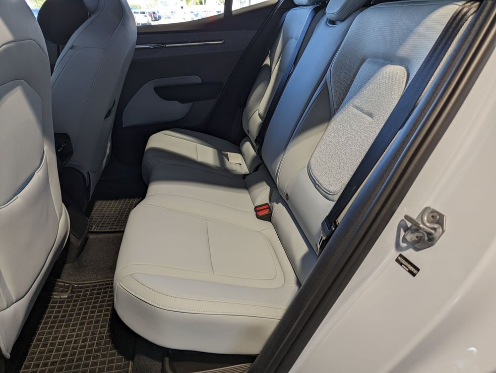 Volvo EX30 nuova a Pescara (6)