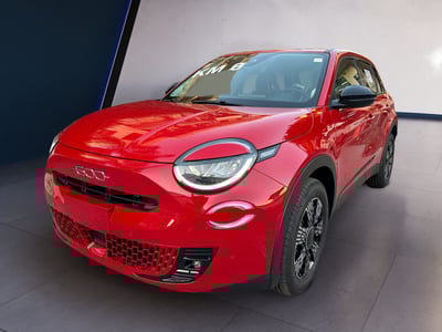 Fiat 600 1.2 hybrid Serie Speciale Icon 110cv auto nuova a Fisciano