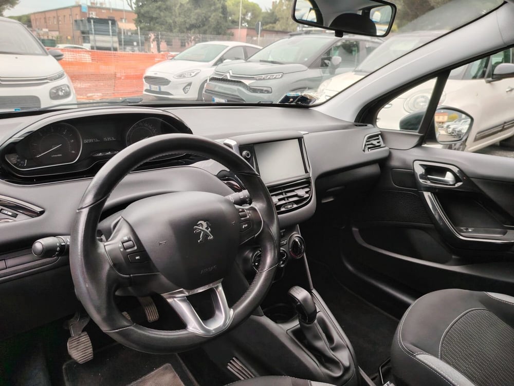 Peugeot 208 usata a Massa-Carrara (15)