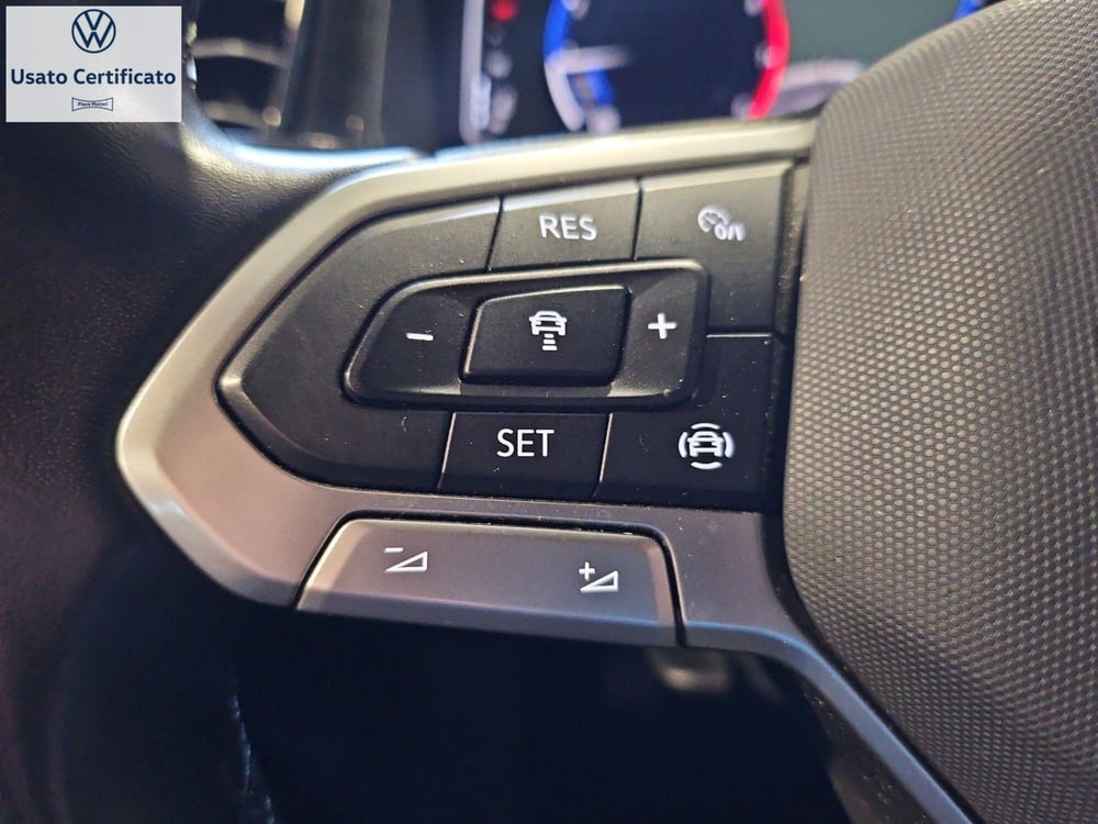 Volkswagen T-Roc usata a Genova (15)