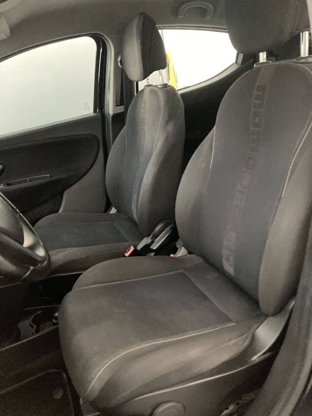 Lancia Ypsilon usata a Barletta-Andria-Trani (7)