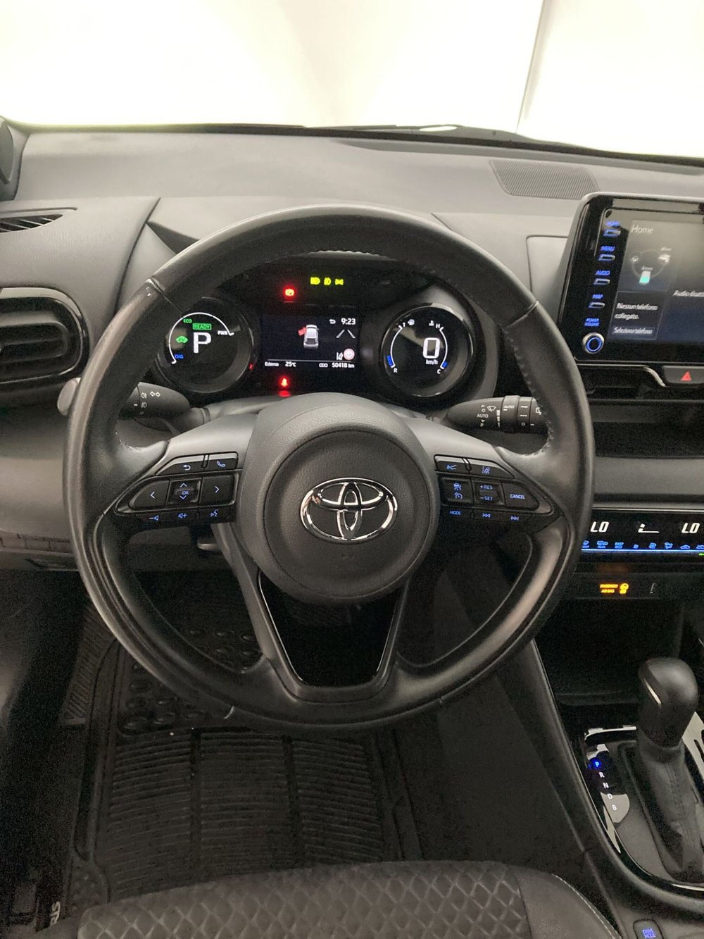 Toyota Yaris usata a Barletta-Andria-Trani (10)