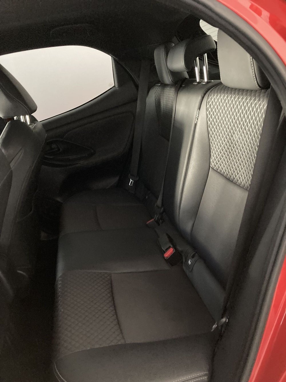 Toyota Yaris usata a Barletta-Andria-Trani (7)