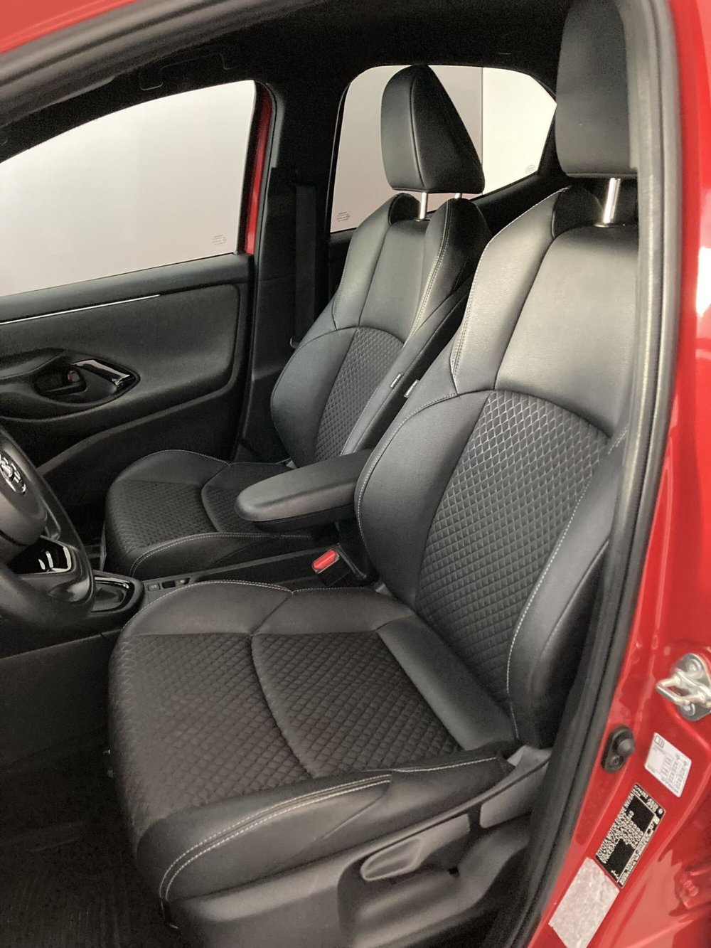 Toyota Yaris usata a Barletta-Andria-Trani (8)