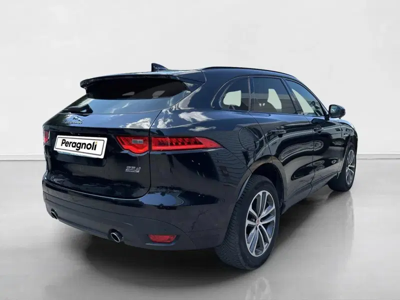 Jaguar F-Pace usata a Siena (2)