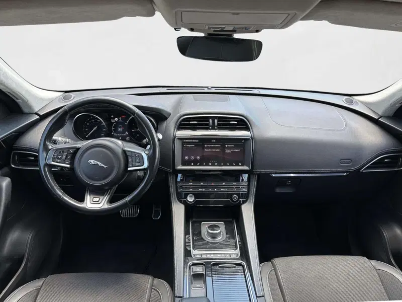Jaguar F-Pace usata a Siena (4)