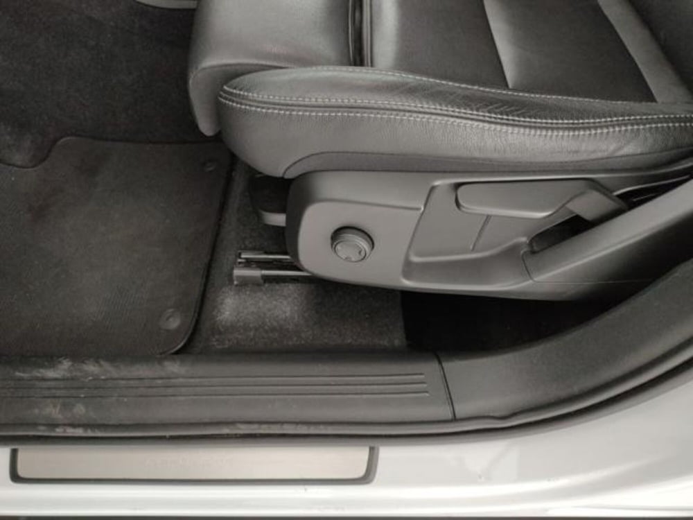 Volvo XC40 usata a Modena (15)