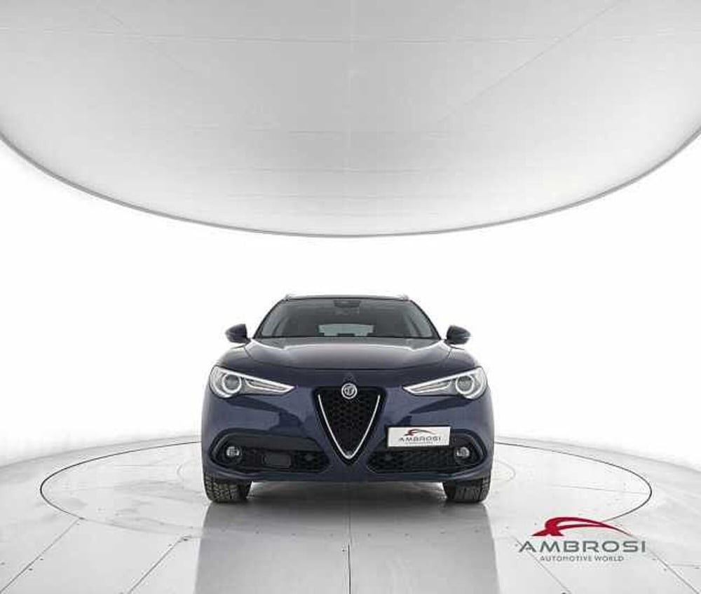 Alfa Romeo Stelvio usata a Perugia (5)