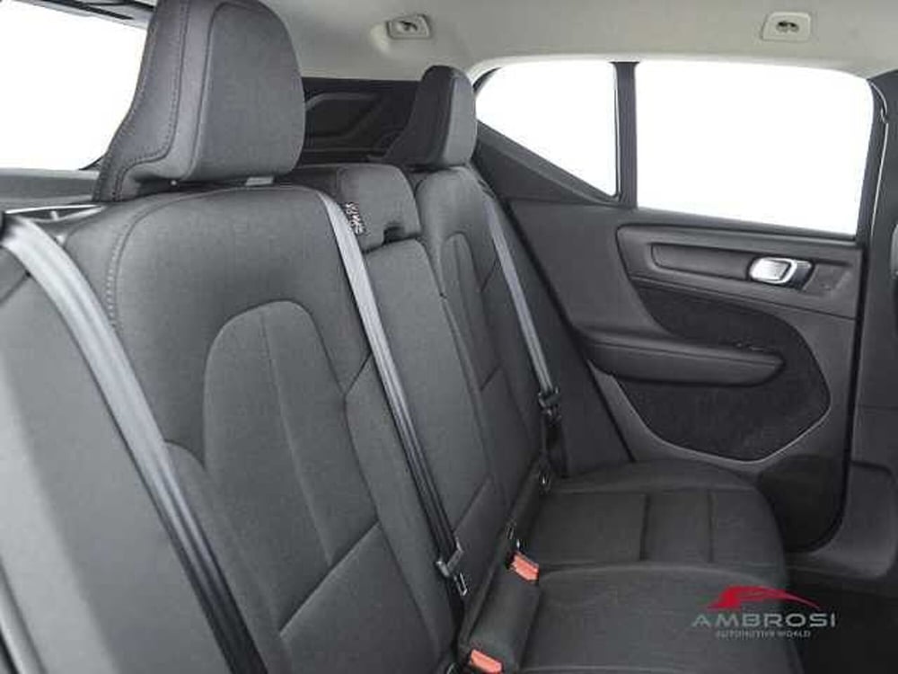 Volvo XC40 usata a Perugia (11)