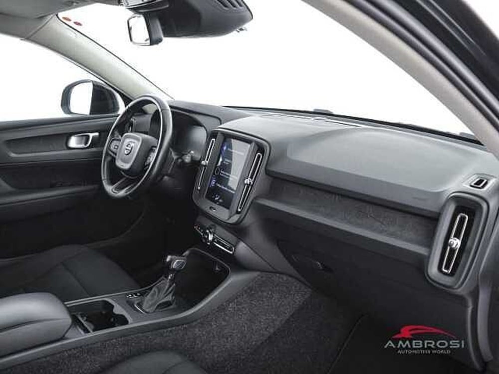 Volvo XC40 usata a Perugia (12)