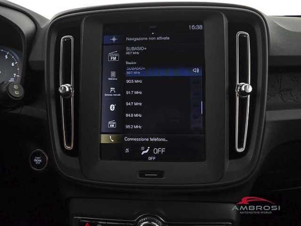 Volvo XC40 usata a Perugia (14)