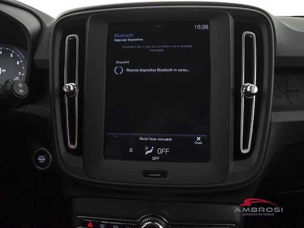 Volvo XC40 usata a Perugia (16)