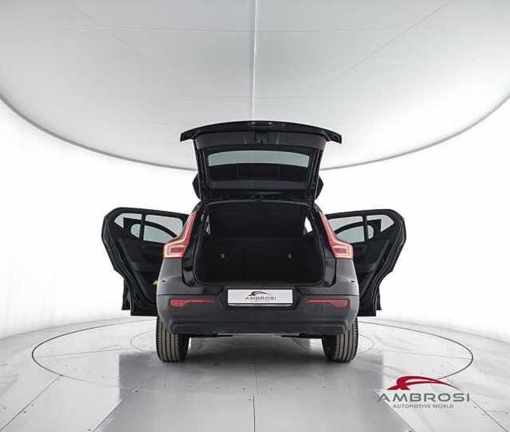 Volvo XC40 usata a Perugia (7)