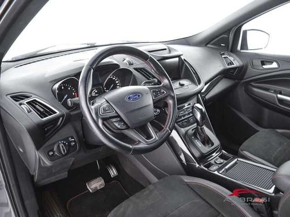 Ford Kuga usata a Perugia (8)