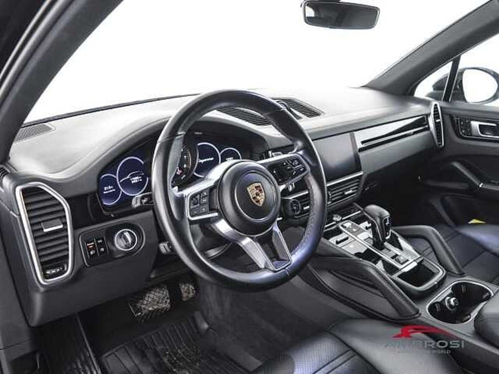 Porsche Cayenne Coupé usata a Perugia (8)