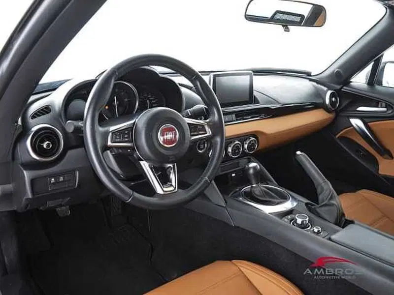 Fiat 124 spider usata a Perugia (8)